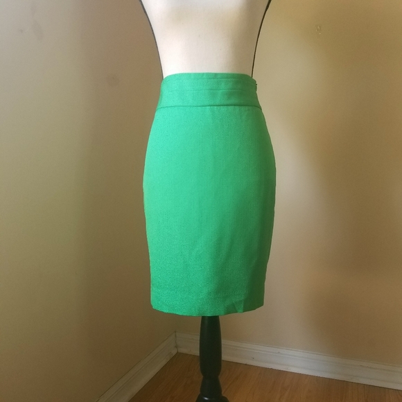 The Limited Dresses & Skirts - The Limited Green Pencil Wiggle Skirt 2 4 S M